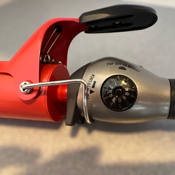 VGUC BaByliss Pro Tourmaline 500 Spring Curling Iron 1.5" - Picture 5 of 11